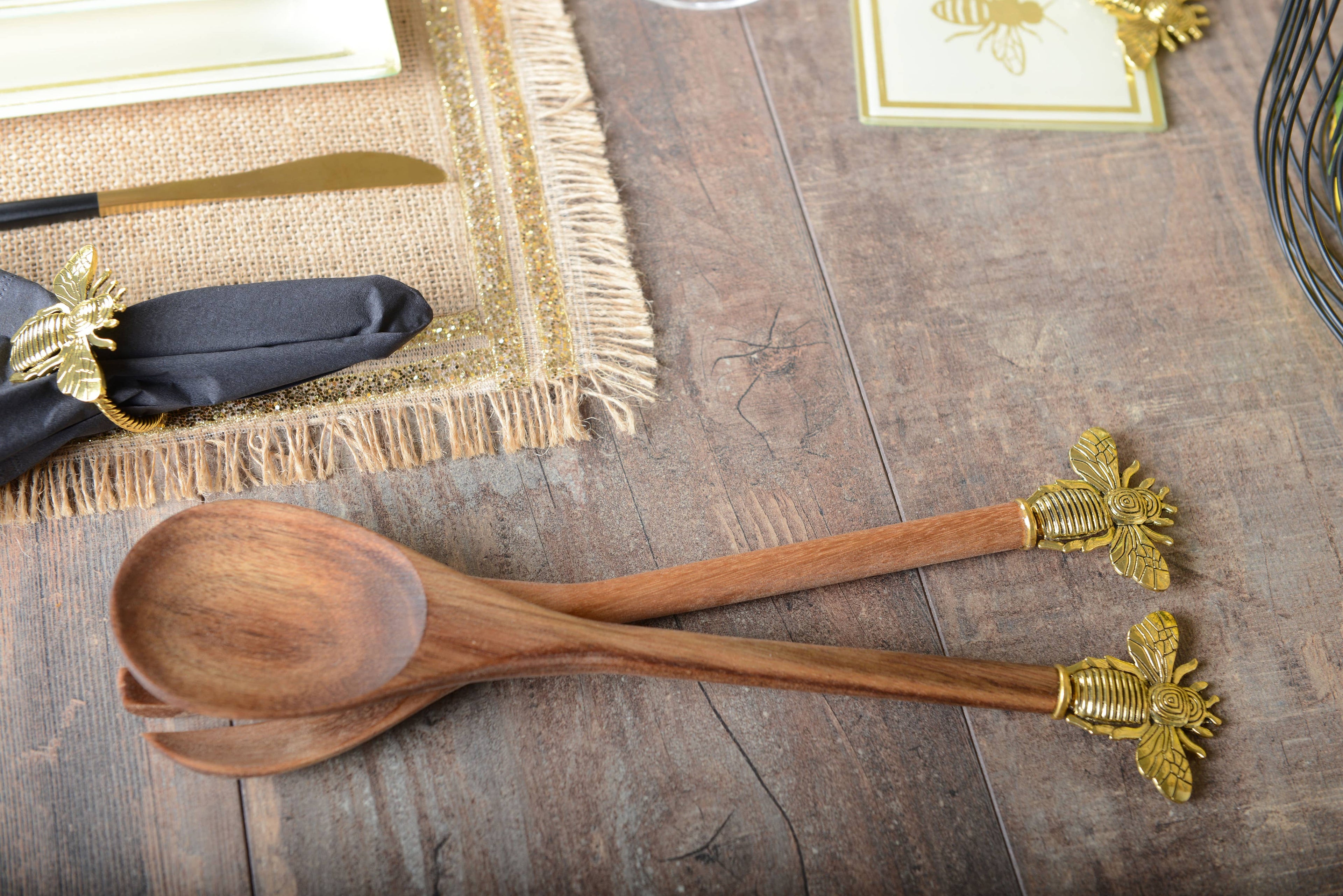 Bee Salad Servers